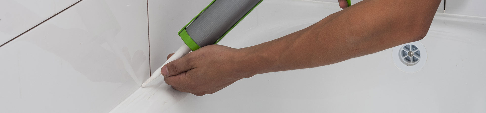 Bathroom wall and floor tile bath coloured sealant