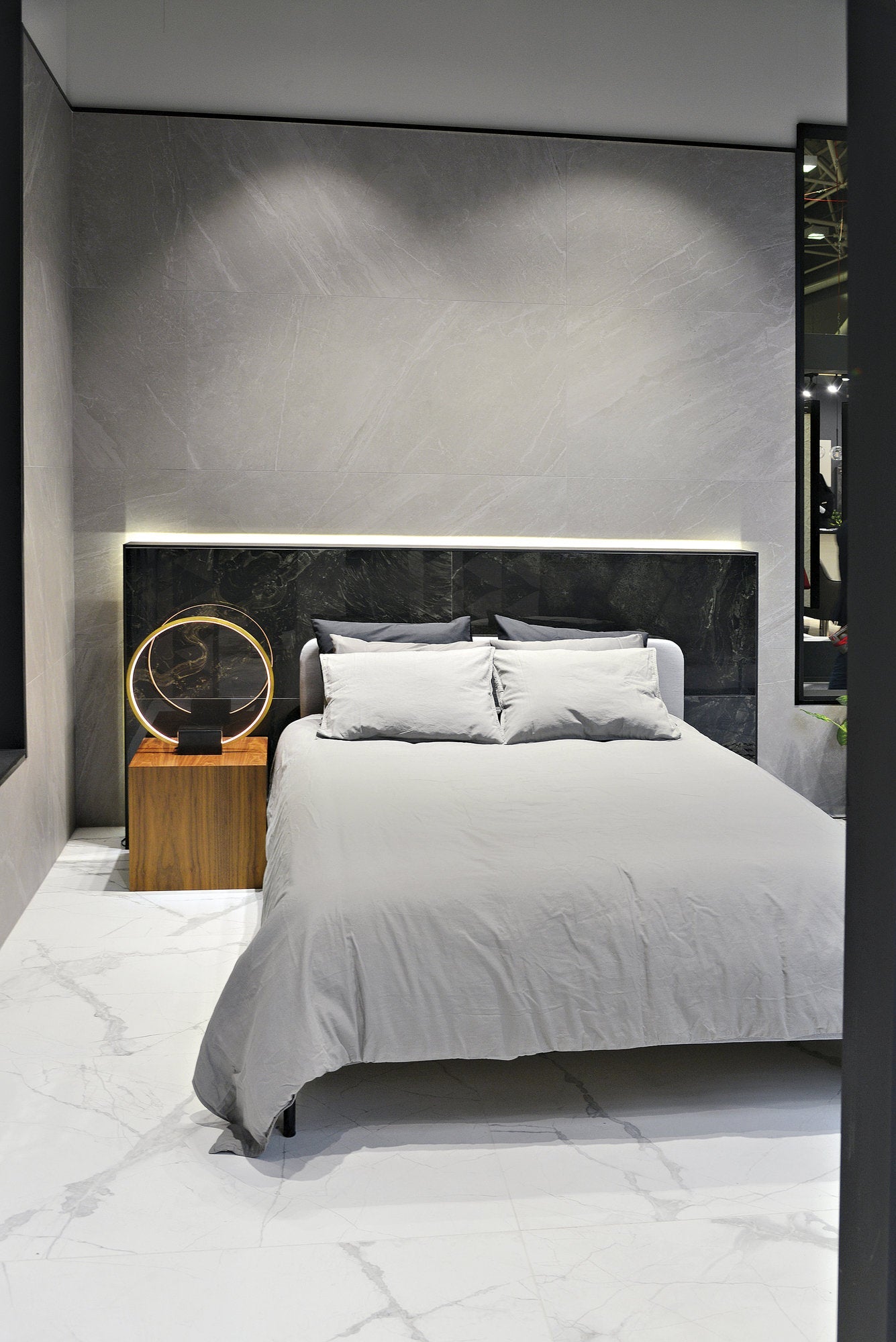 Mainstone Cloud Tile Natural Matt 60 x 120cm