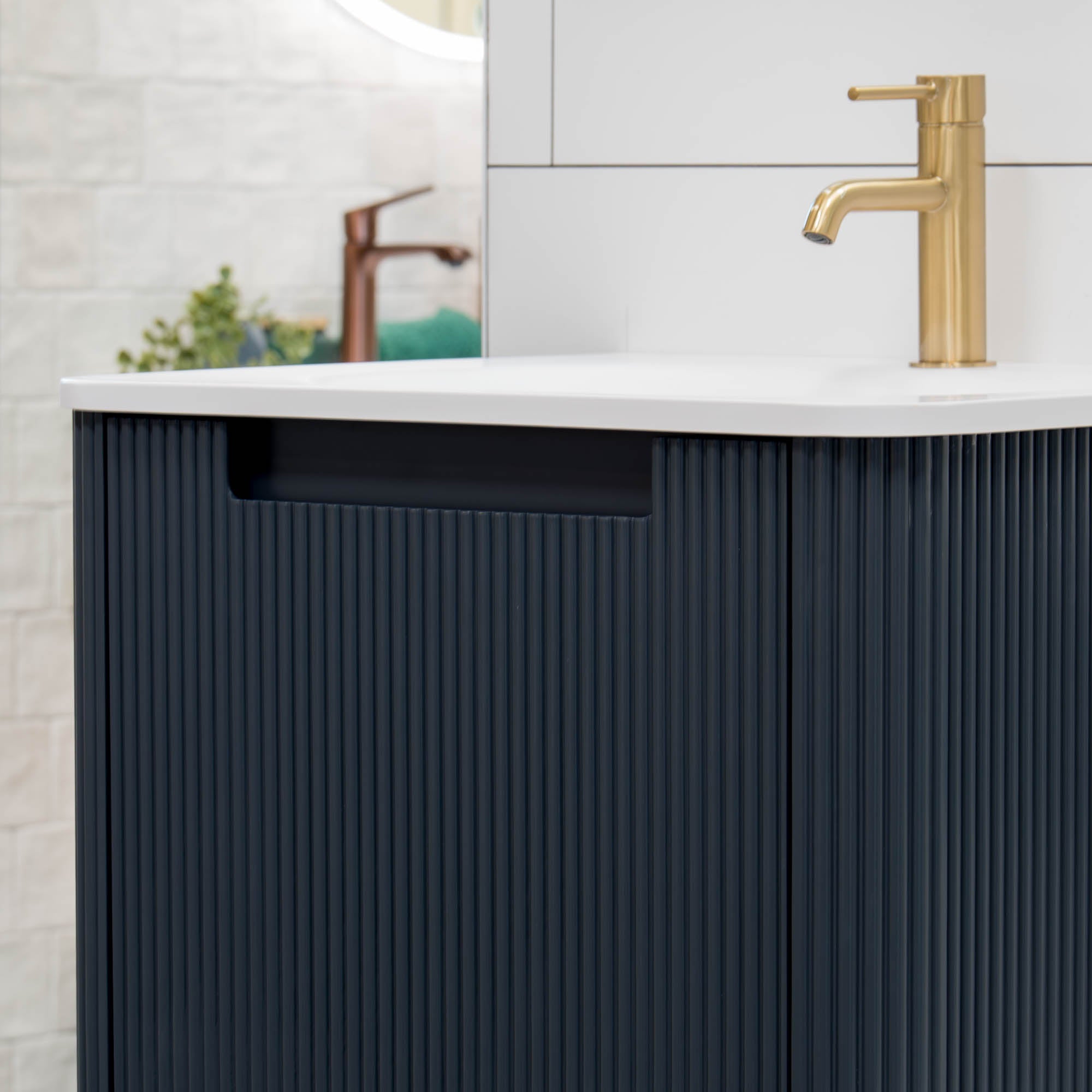 Granlusso™ Amalfi Fluted Midnight Grey Wall Mounted Vanity Unit With Washbasin