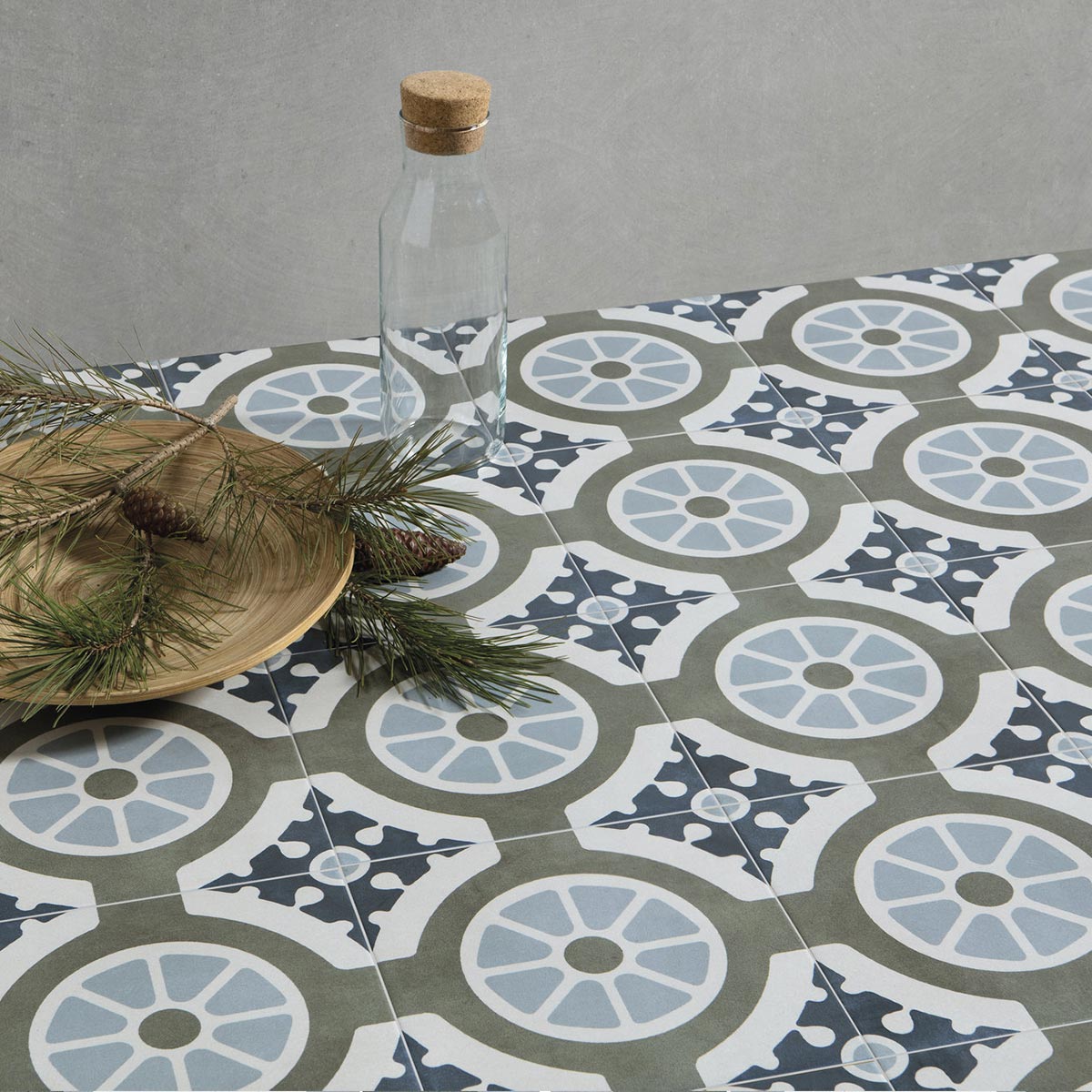 Havana White Round Matt Porcelain Tile 22 x 22cm