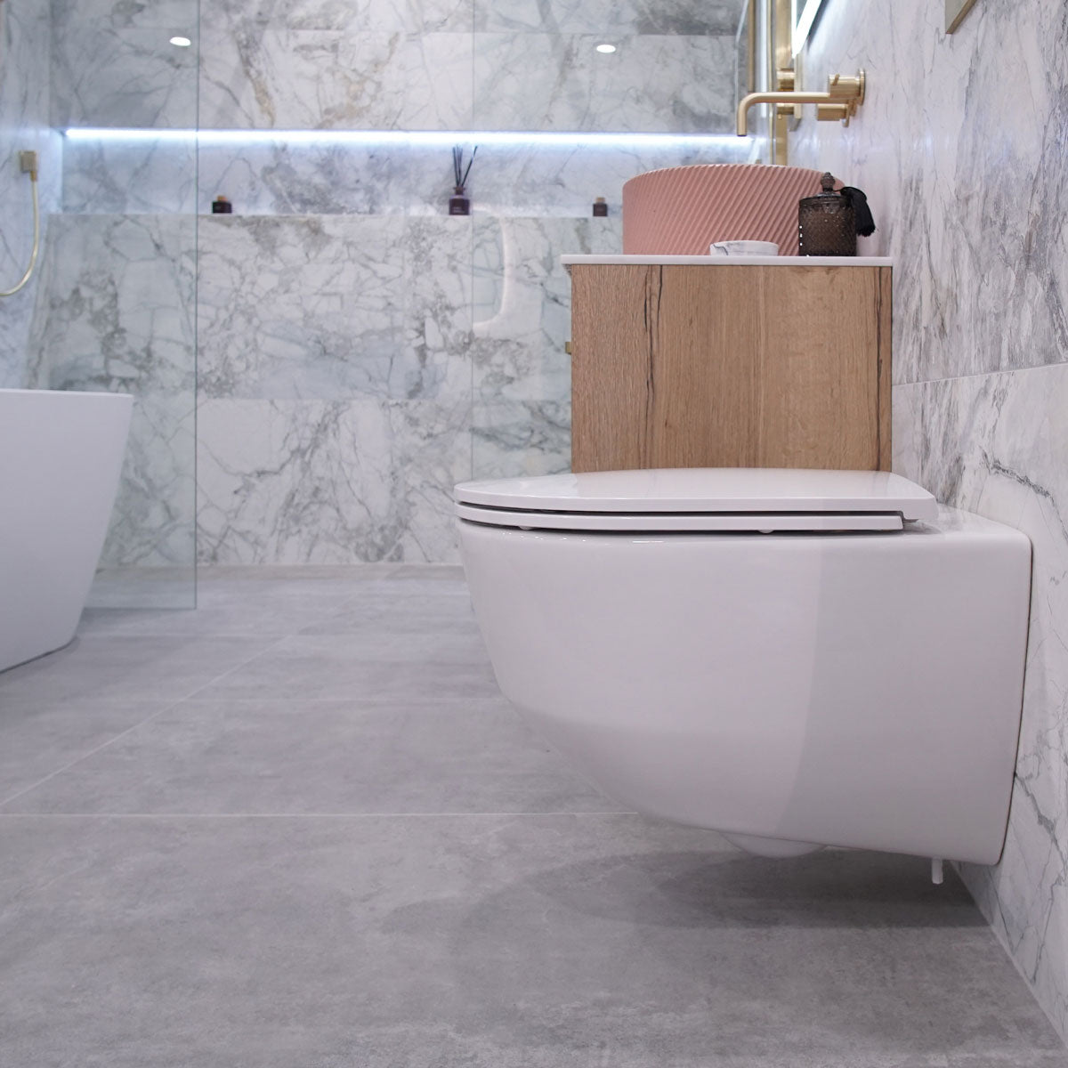 Laufen Pro Rimless Wall Hung WC Pan With Slim Soft Close Toilet Seat