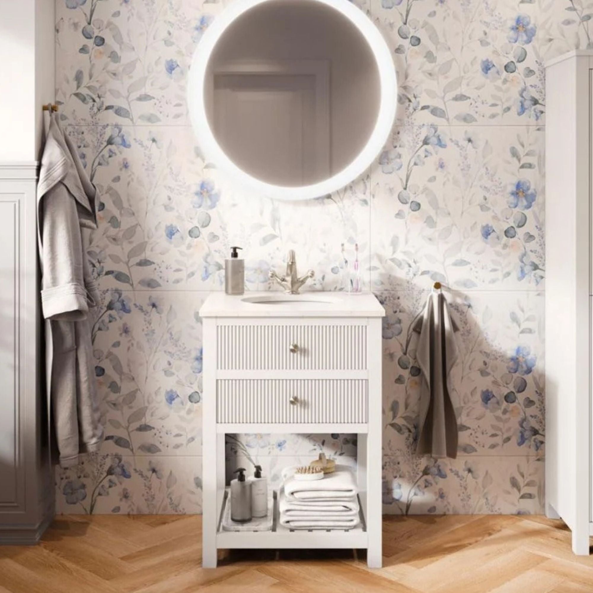 Newbury 600 Fluted Floorstanding 2-Drawer Vanity Unit With Basin