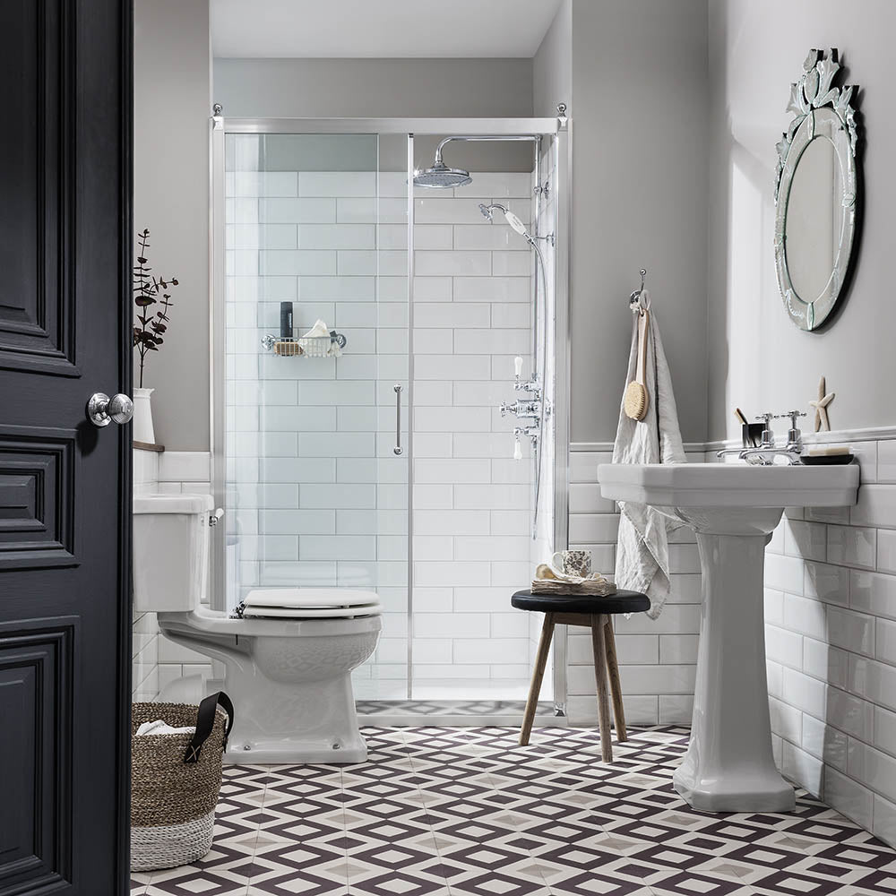 Burlington Regal Close Coupled Traditional Toilet Deluxe Bathrooms UK