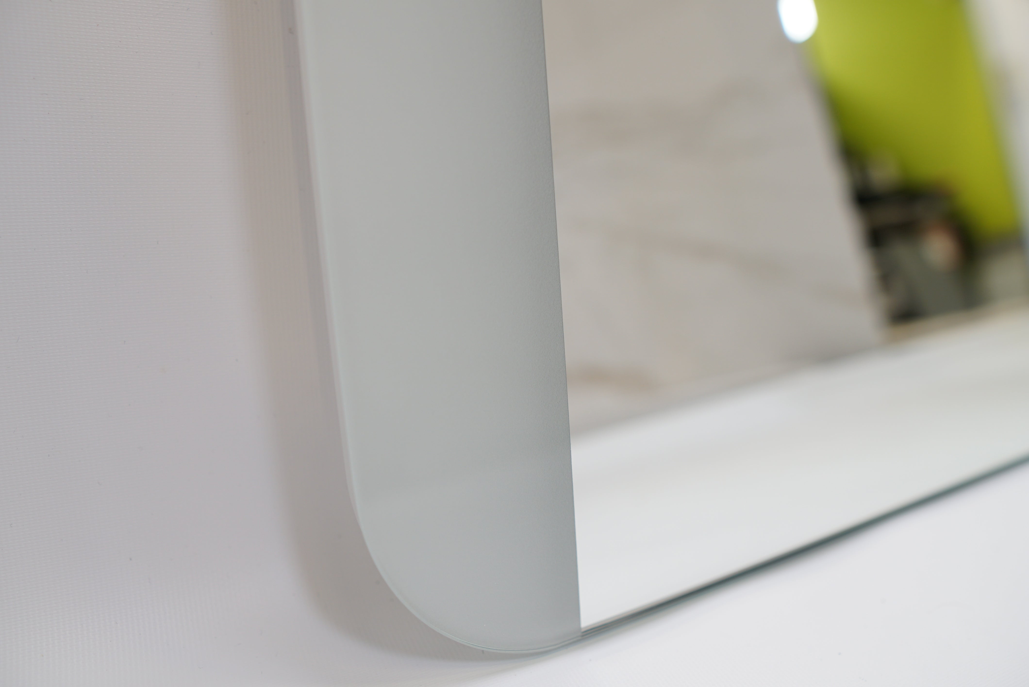 Deluxe Chloe 60 LED Mirror 600 x 800mm