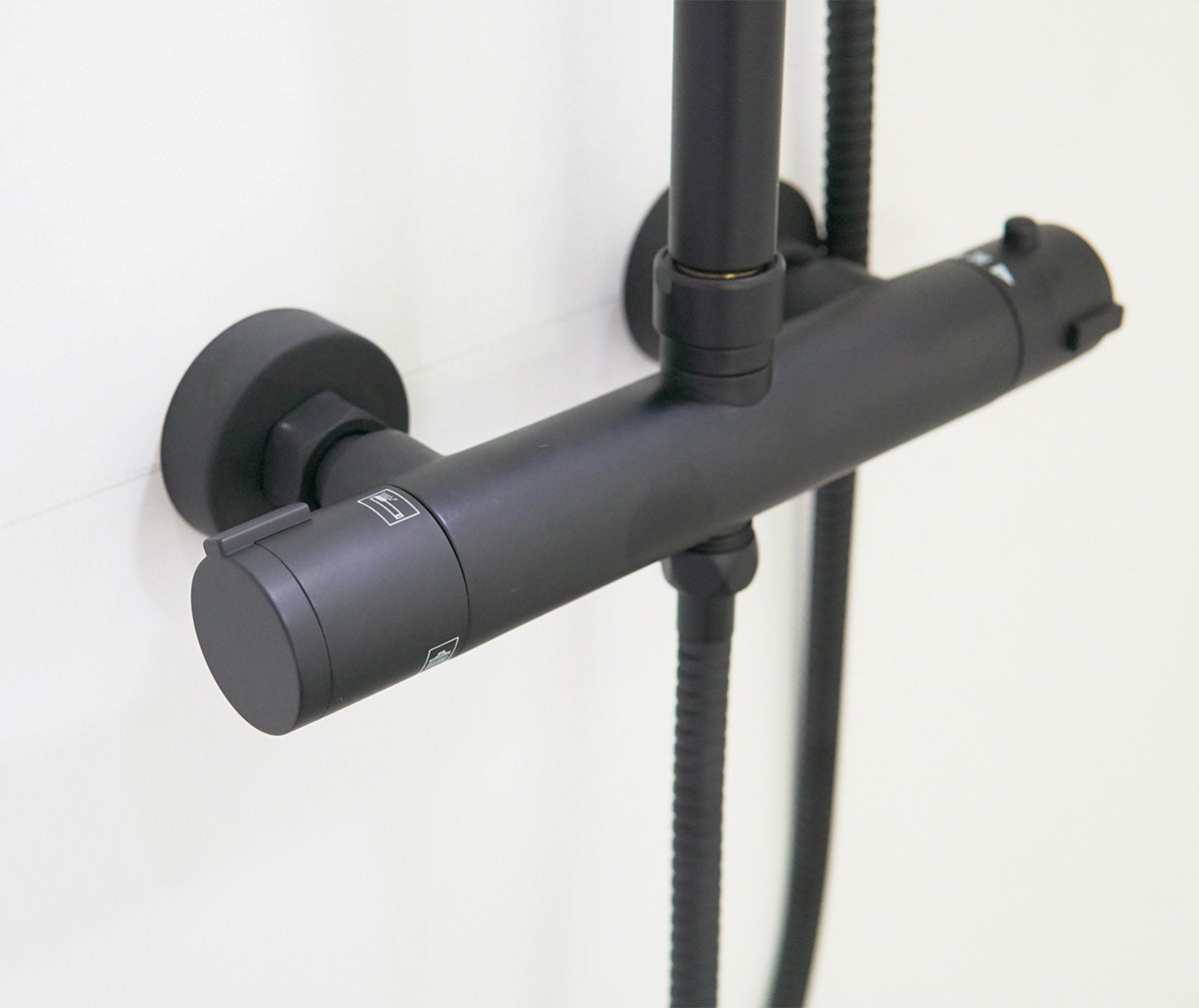 Deluxe Thermostatic Shower Valve With Head & Sliding Rail Kit - Black Matt
