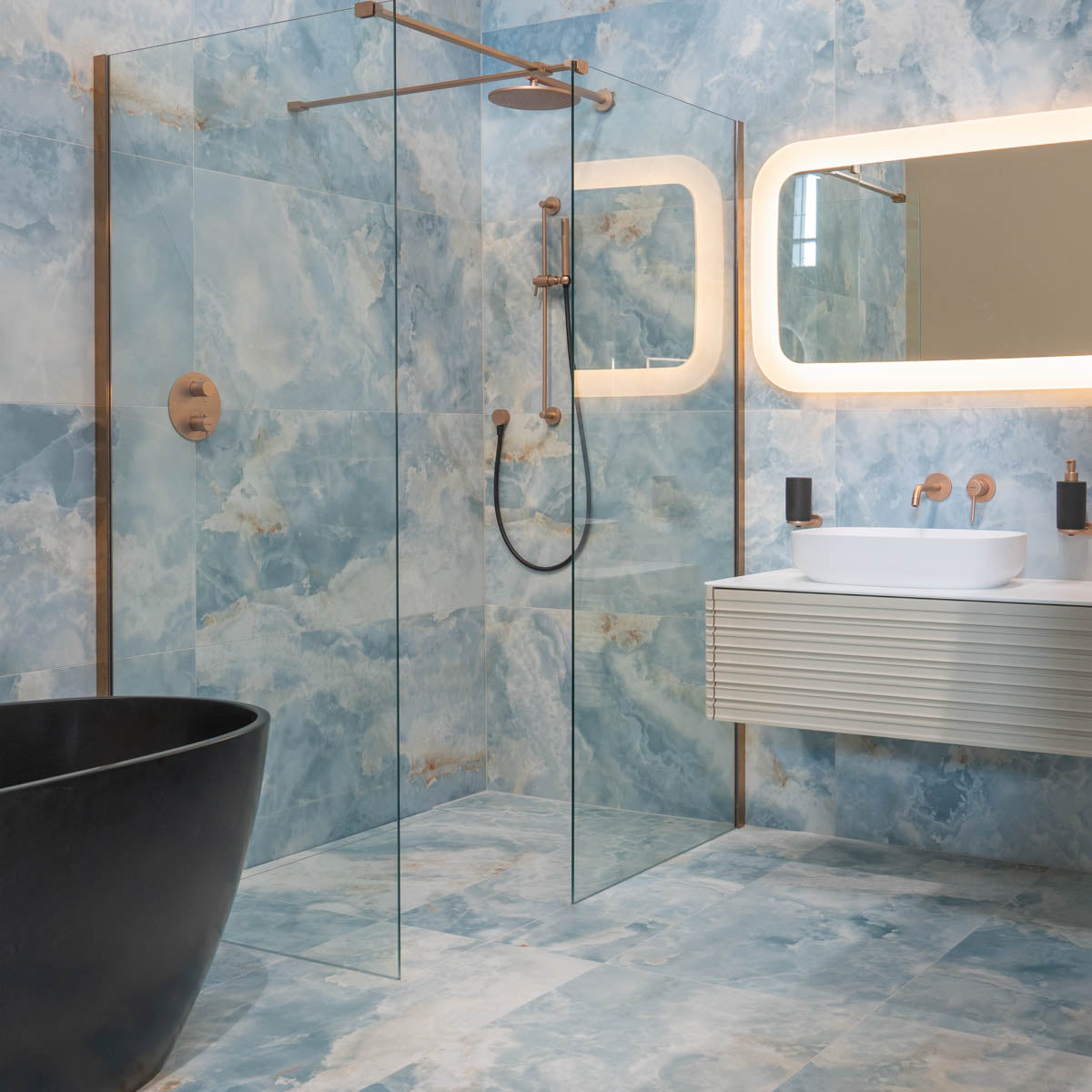 Granlusso 8 Clear Glass Wetroom Shower Screen - Brushed Bronze