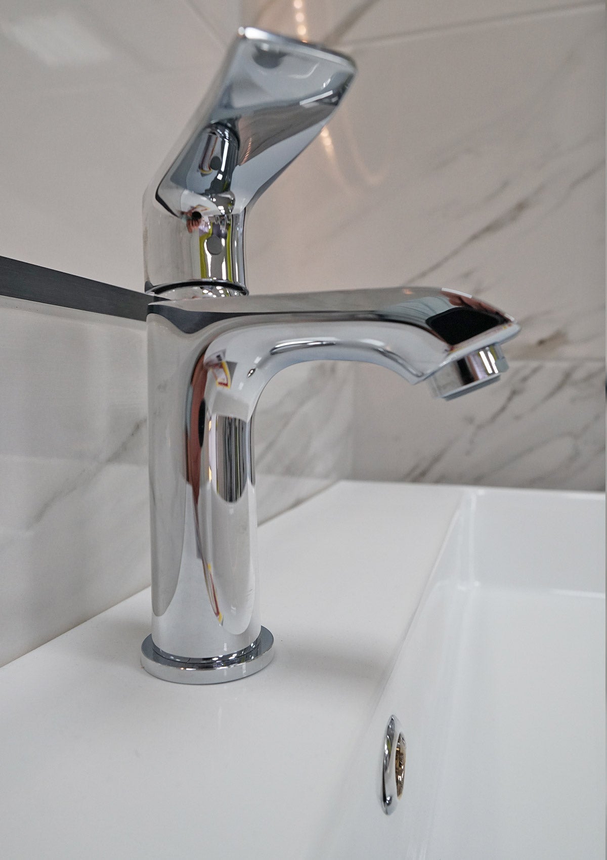 Hansgrohe Metris 100 Single Lever Basin Mixer With Pop-Up Waste