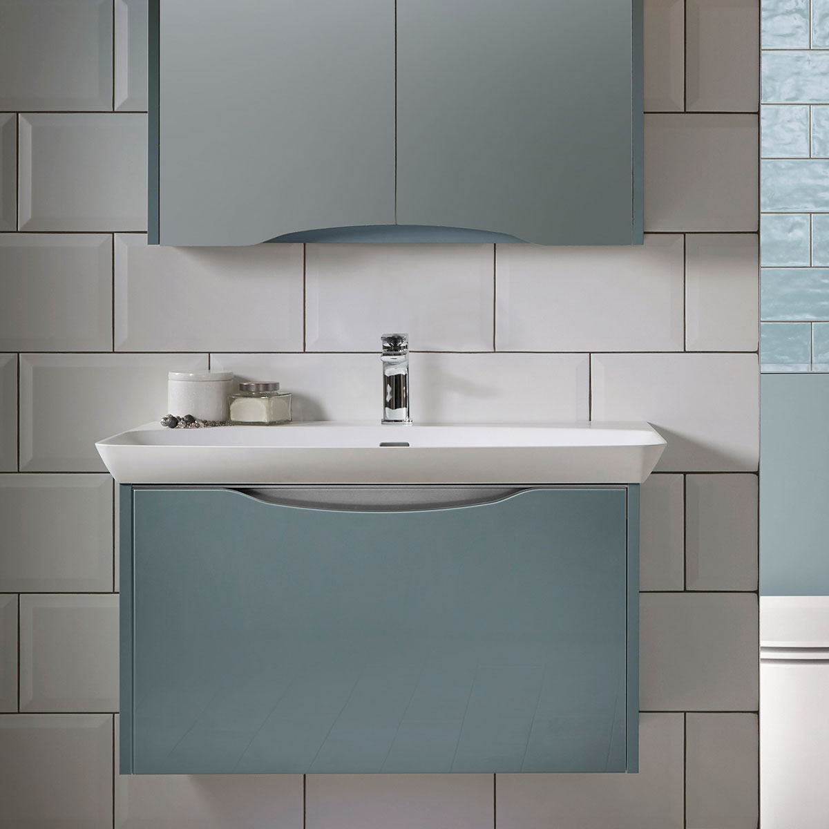 Utopia Lustre 1-Drawer Wall Hung Vanity Unit With Washbasin and LED Illumination - Sea Green