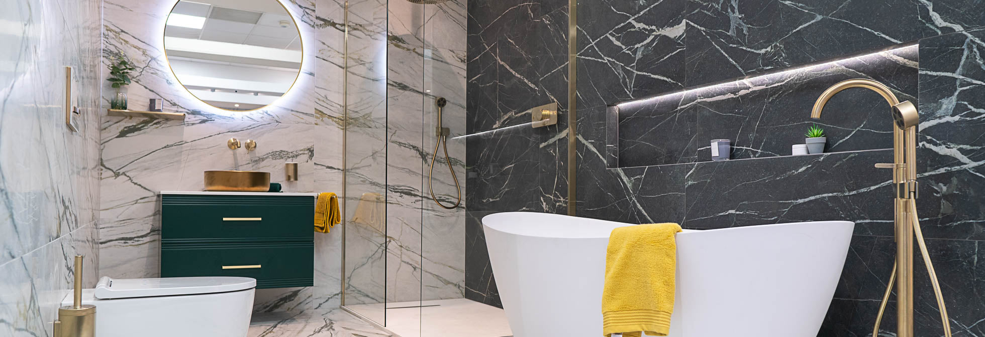 Creating a Luxurious Retreat: Fluted Glass & Clear Shower Screens for a Hotel-Spa Bathroom Experience
