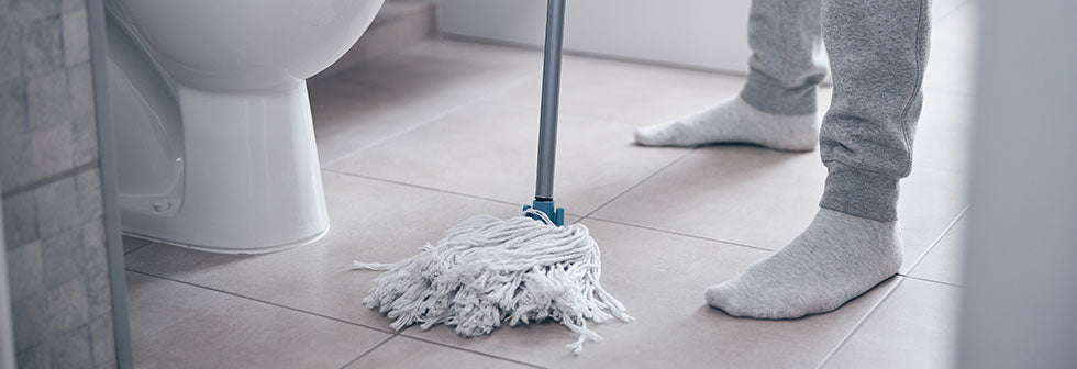 The Best Way to Clean Bathroom Floor and Wall Tiles