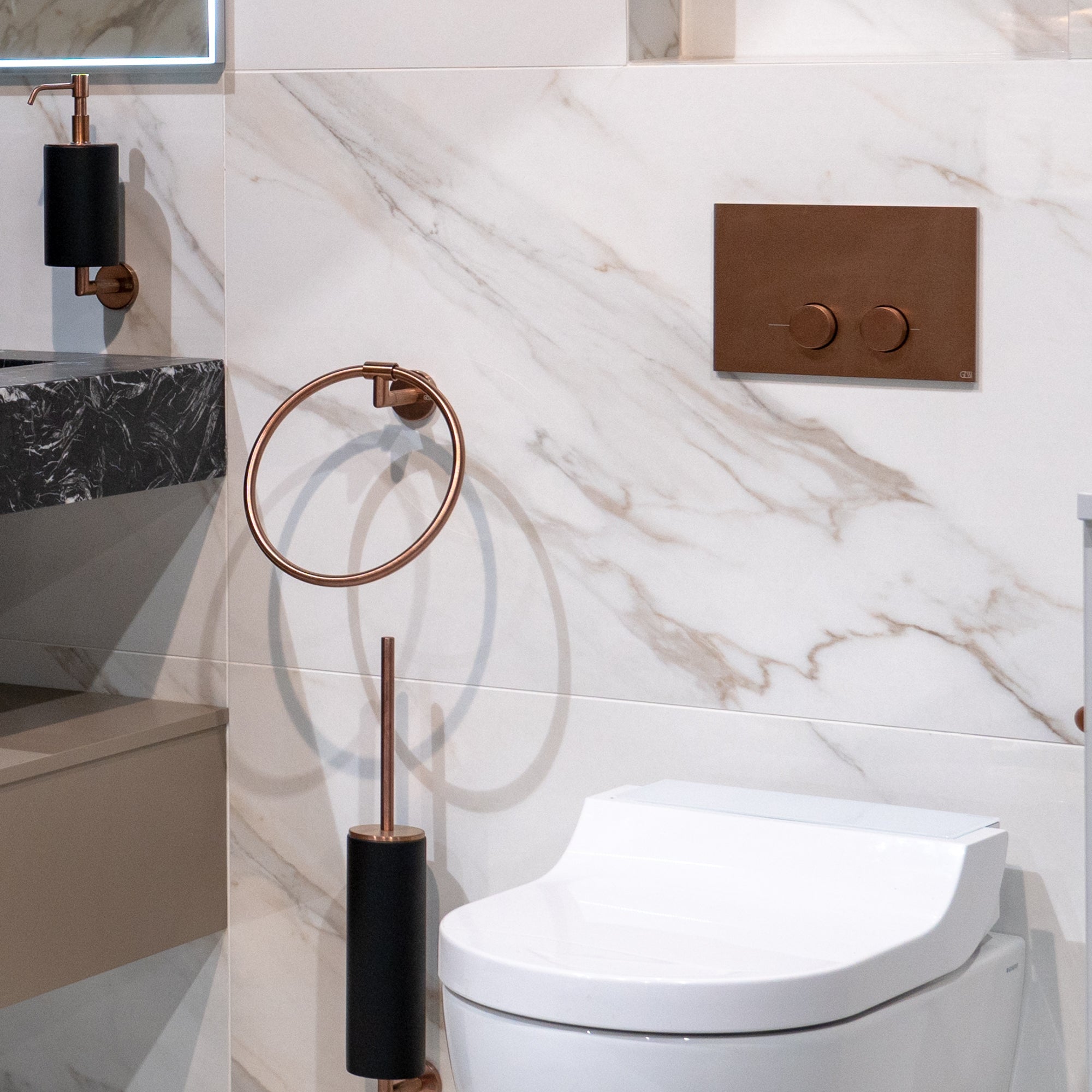 Deluxe Calacatta Oro Marble Effect Porcelain Tile 60x120cm Gloss