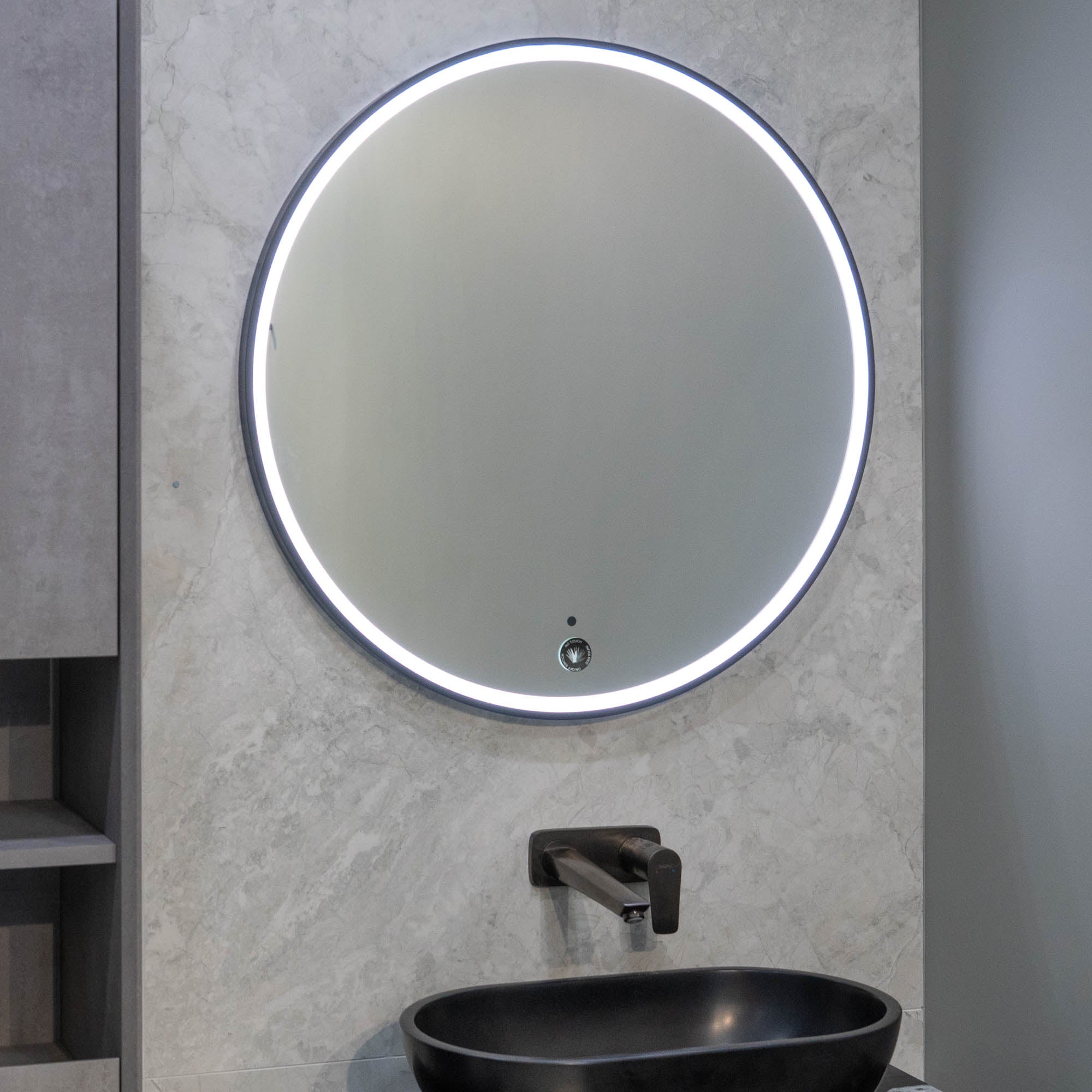 Granlusso Rocco Round LED Mirror with Matt Black Frame