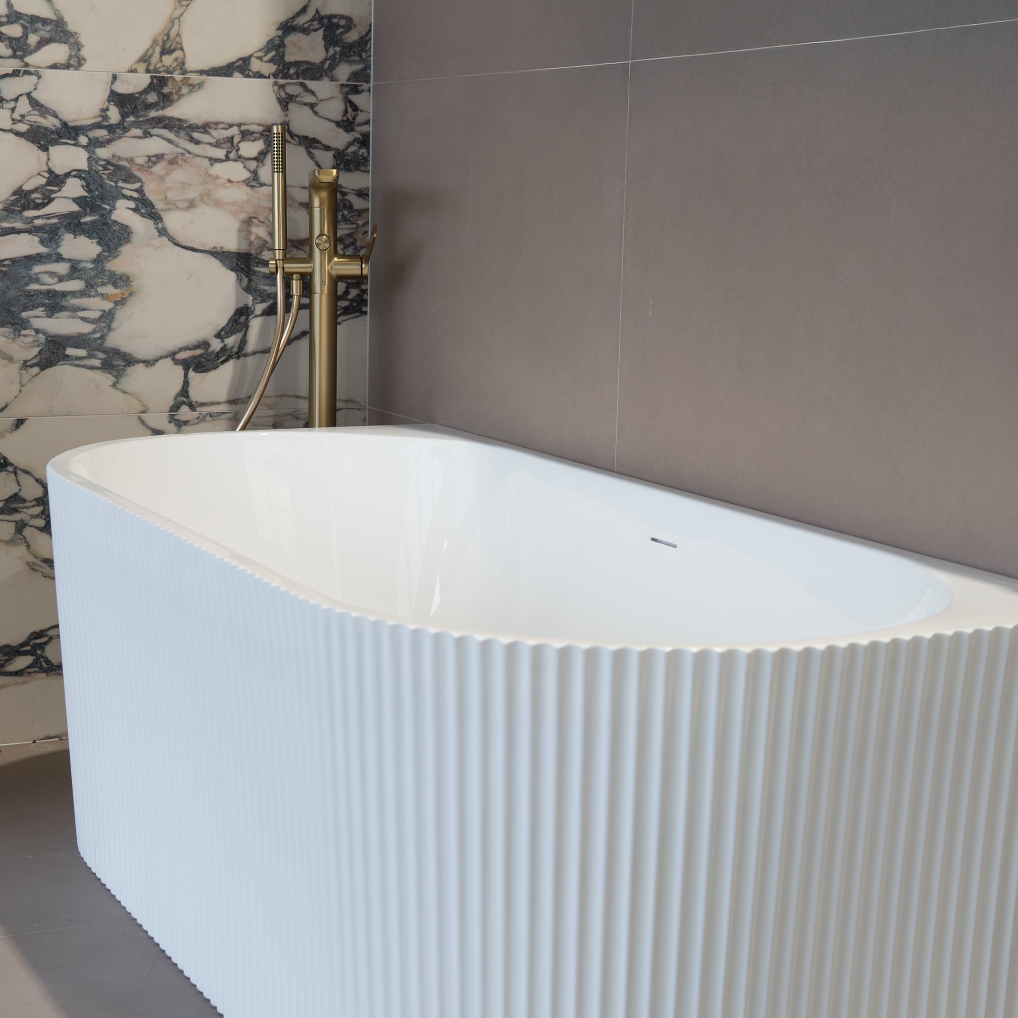 Granlusso™ Sant'Andrea 1700 Back To Wall Fluted Freestanding Fluted Bath Acrylic