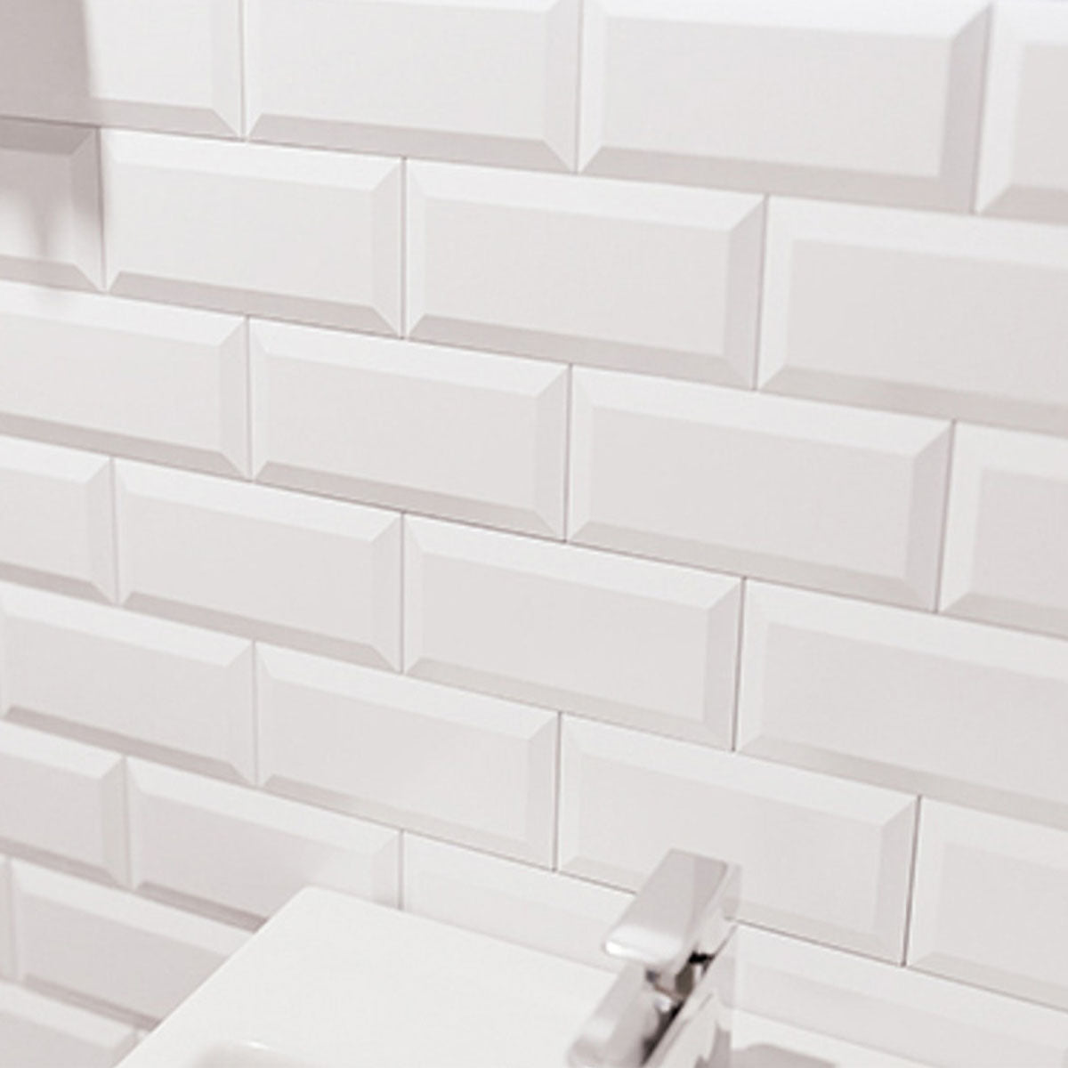 Deluxe Mini Metro Bevelled Edge Wall Tile 7.5x15cm Matt