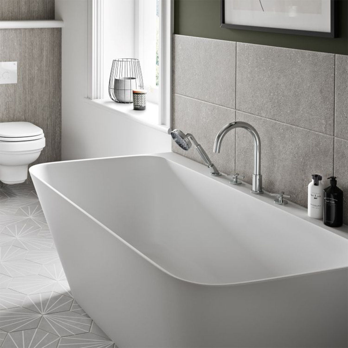 burlington riviera 4 hole crosshead bath mixer chrome lifestyle Deluxe Bathrooms UK