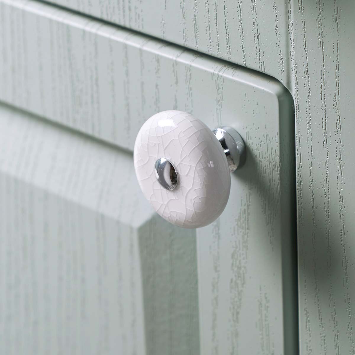 utopia crackle button knob feature